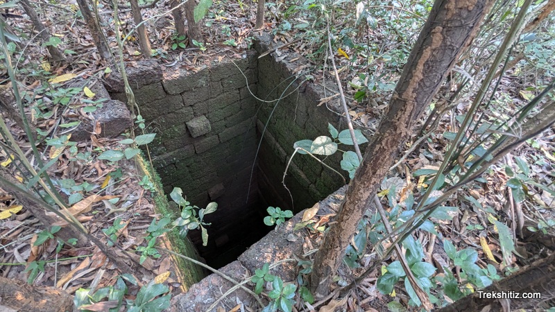 Square Shape well Awade Kot